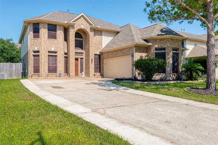 photo 2: 406 Colony Lake Estates Drive, Stafford TX 77477