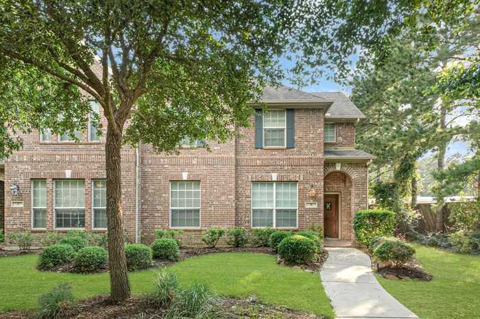 photo 1: 31 Umbria Lane, The Woodlands TX 77382