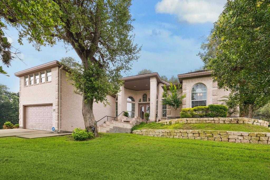 photo 1: 619 Country Club Court, La Grange TX 78945