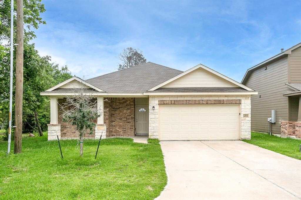 photo 1: 14701 Country Club Drive, Beaumont TX 77705