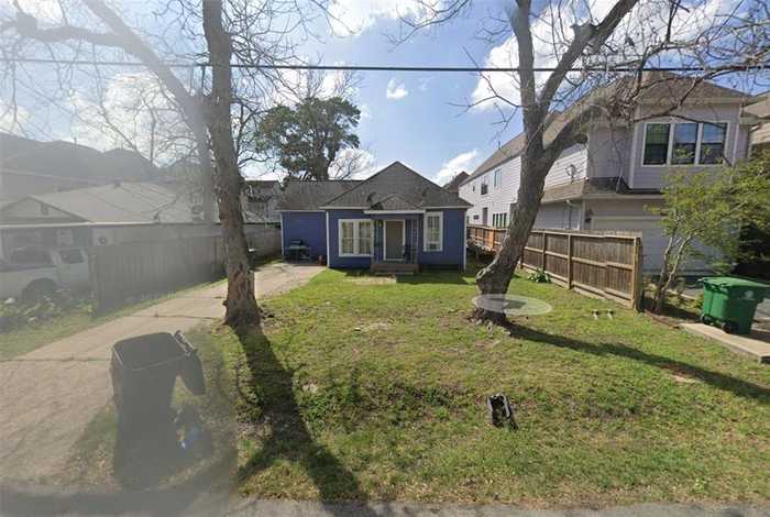 photo 2: 1411 Prince St Street, Houston TX 77008