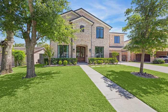 photo 2: 6249 Meadow Lake Lane, Houston TX 77057