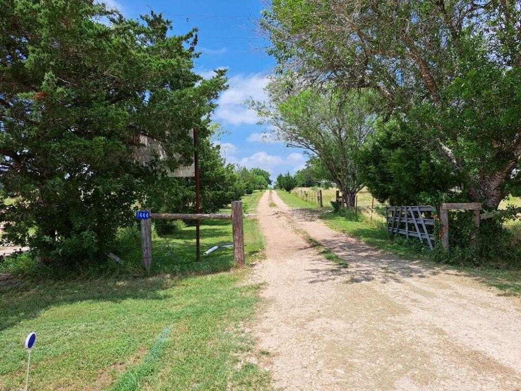 photo 1: 7442 W State Highway 159, Fayetteville TX 78940