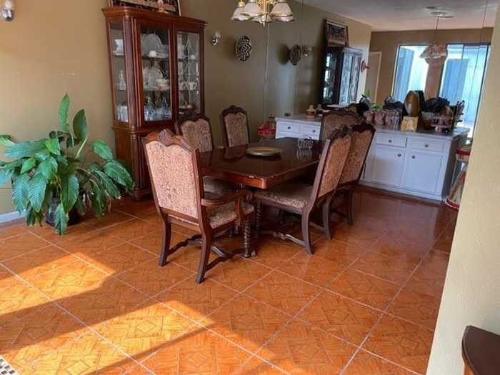 photo 2: 10747 Villa Lea Lane, Houston TX 77071