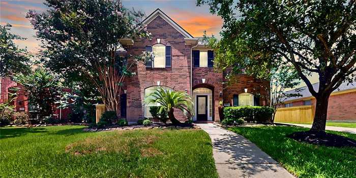 photo 1: 5811 Serrano Terrace Lane, Houston TX 77041