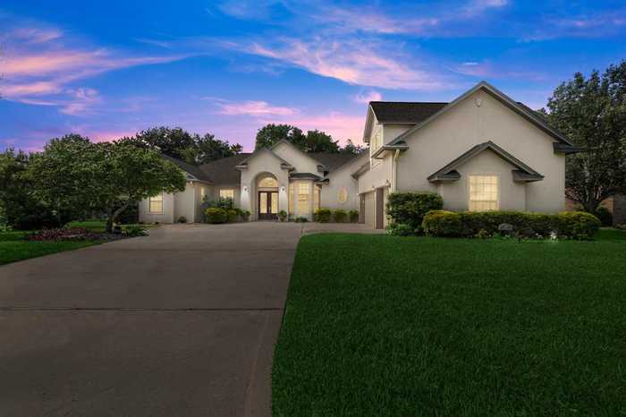 photo 1: 220 Palais Verde Road, Montgomery TX 77356