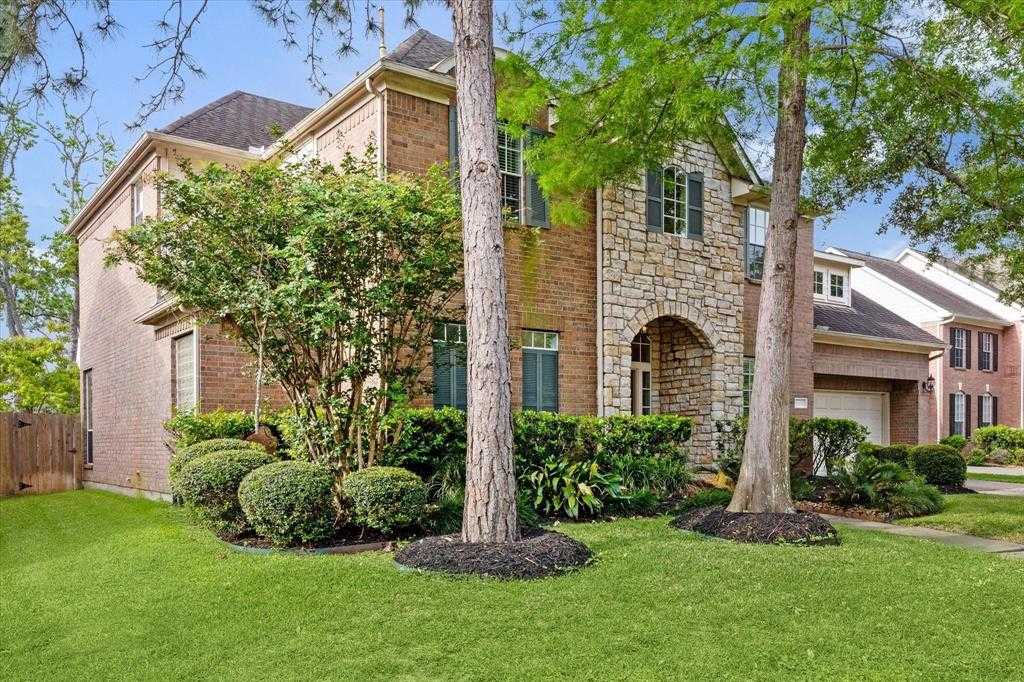 photo 2: 4514 Olive Green Court, Pasadena TX 77059