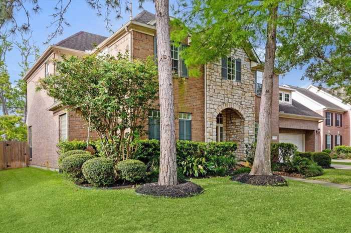 photo 2: 4514 Olive Green Court, Pasadena TX 77059