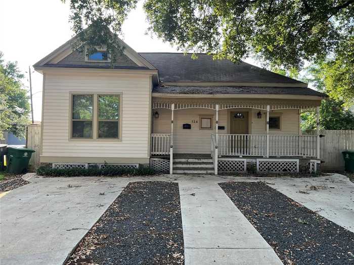 photo 2: 514 Vincent Street, Houston TX 77009