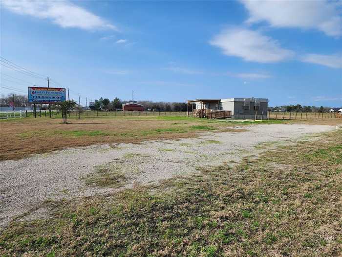 photo 2: 3373 E Highway 6, Alvin TX 77511