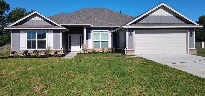 photo 1: 636 Greystone Lane, Angleton TX 77515