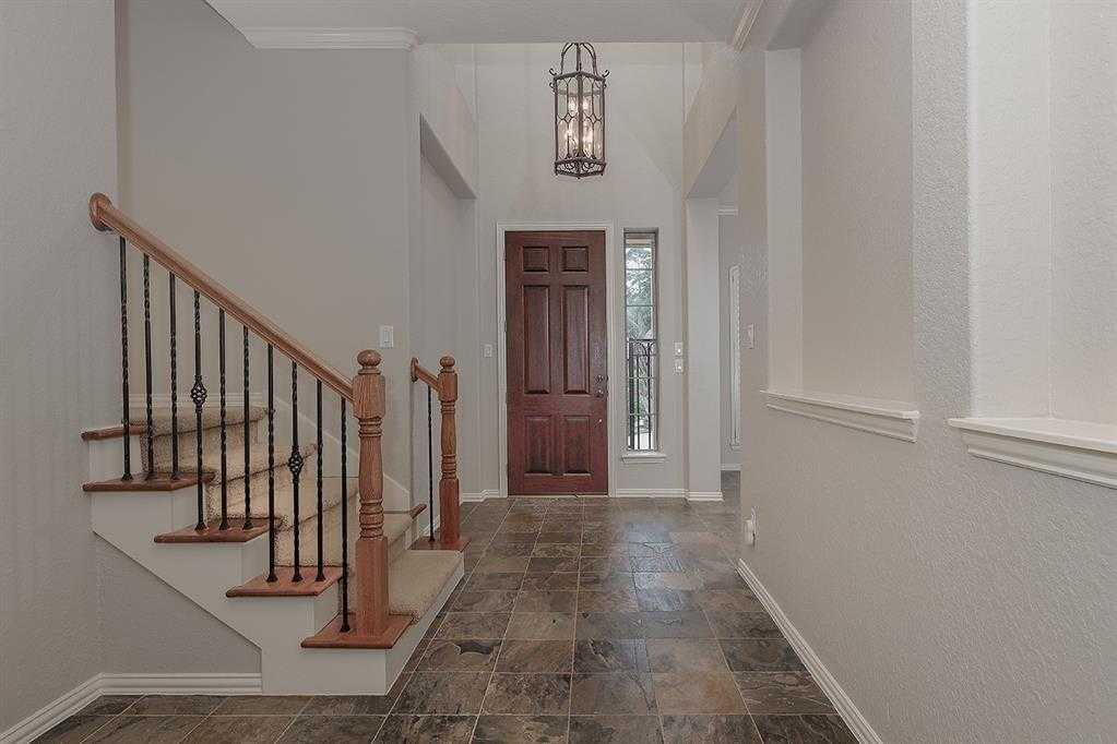 photo 3: 70 N Overlyn Place, The Woodlands TX 77381