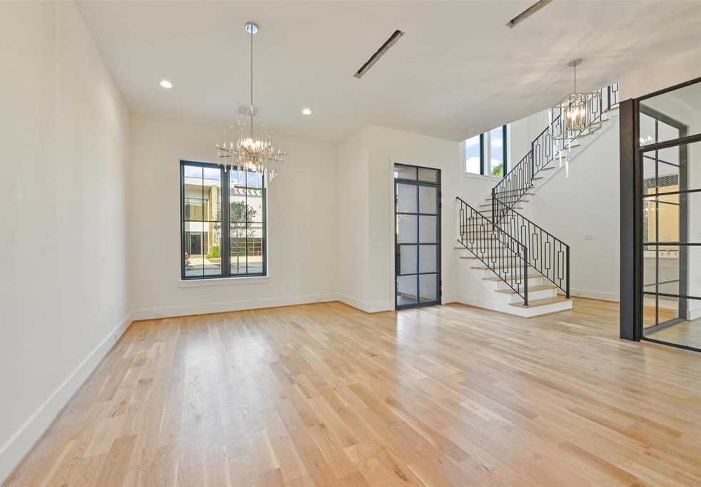 photo 3: 2702 Westgrove Lane, Houston TX 77027