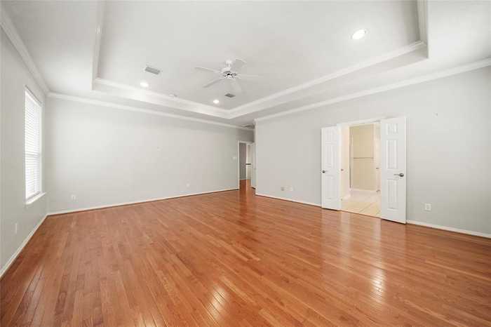 photo 2: 2603 West Lane Drive Unit A, Houston TX 77027