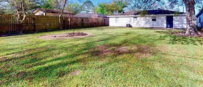 photo 6: 535 Smelker Street, Beaumont TX 77707