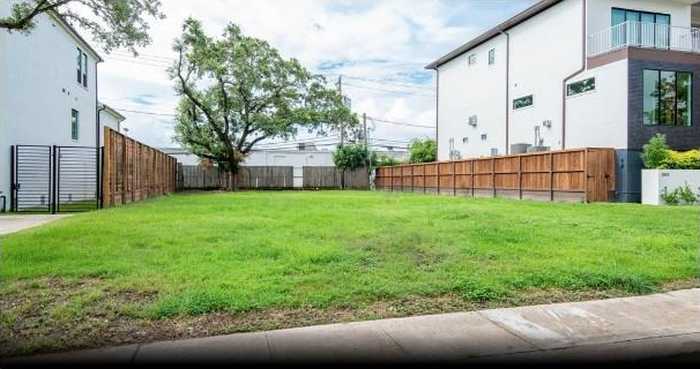 photo 1: 3851 Tartan Lane, Houston TX 77025