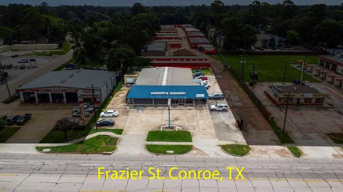 photo 1: 1806 N Frazier Street, Conroe TX 77301