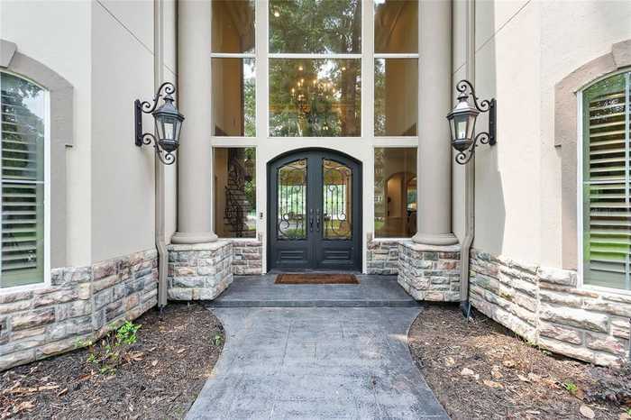 photo 2: 235 Angel Leaf Road, The Woodlands TX 77380