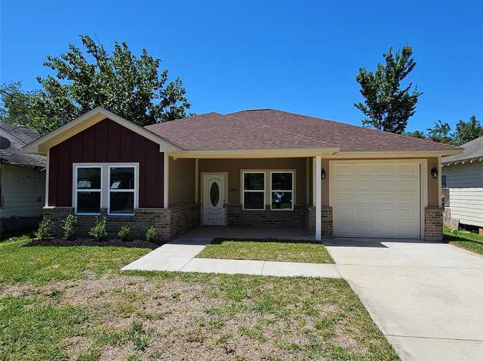 photo 1: 3280 Irving Street, Beaumont TX 77705