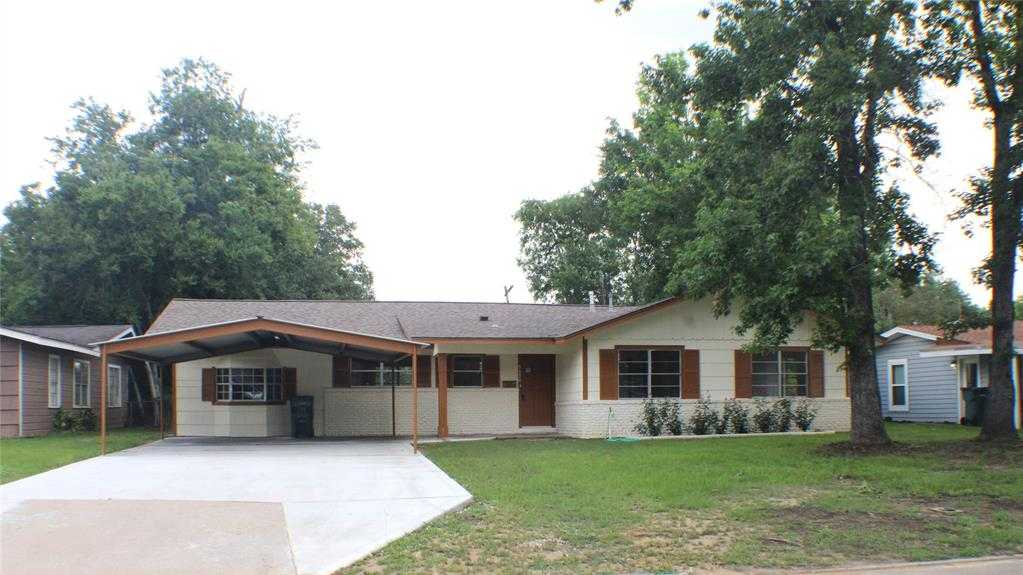 photo 1: 5450 Sunbury Drive, Beaumont TX 77707