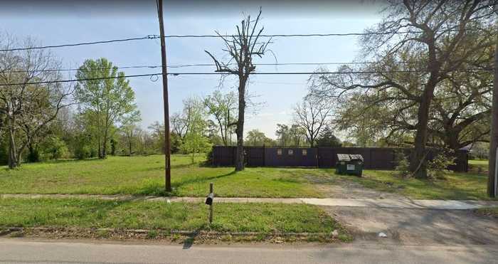 photo 1: 5628 Knox Street, Houston TX 77091