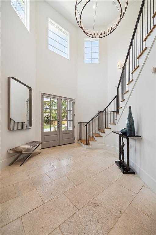 photo 2: 7526 Janak Drive, Houston TX 77055