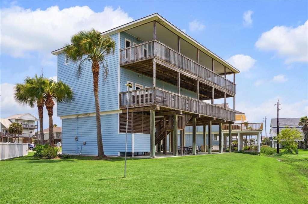 photo 1: 4015 Warchest Court, Galveston TX 77554