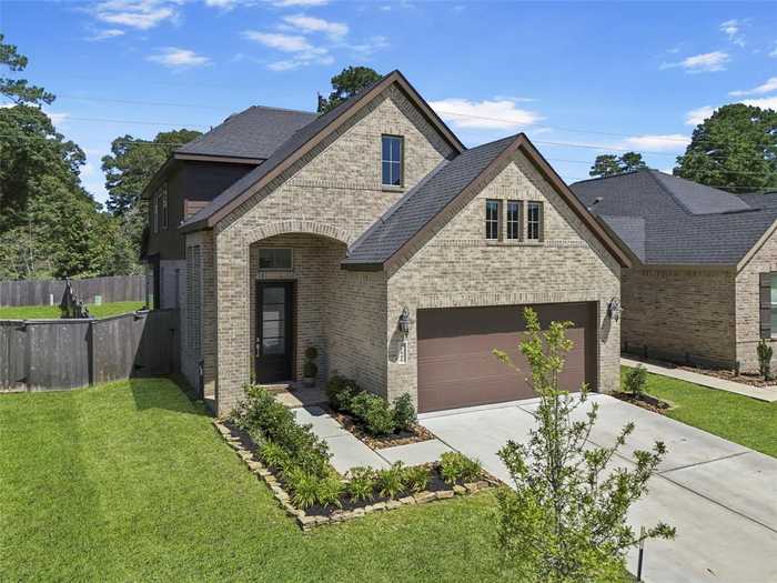 photo 1: 35448 Woodtrace Circle, Pinehurst TX 77362