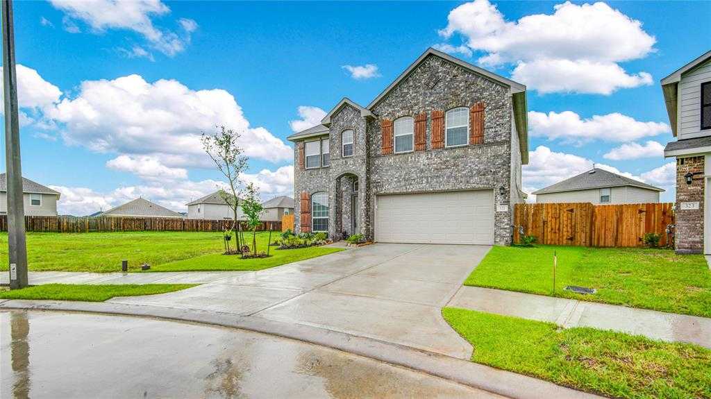 photo 3: 321 Bennett, Angleton TX 77515