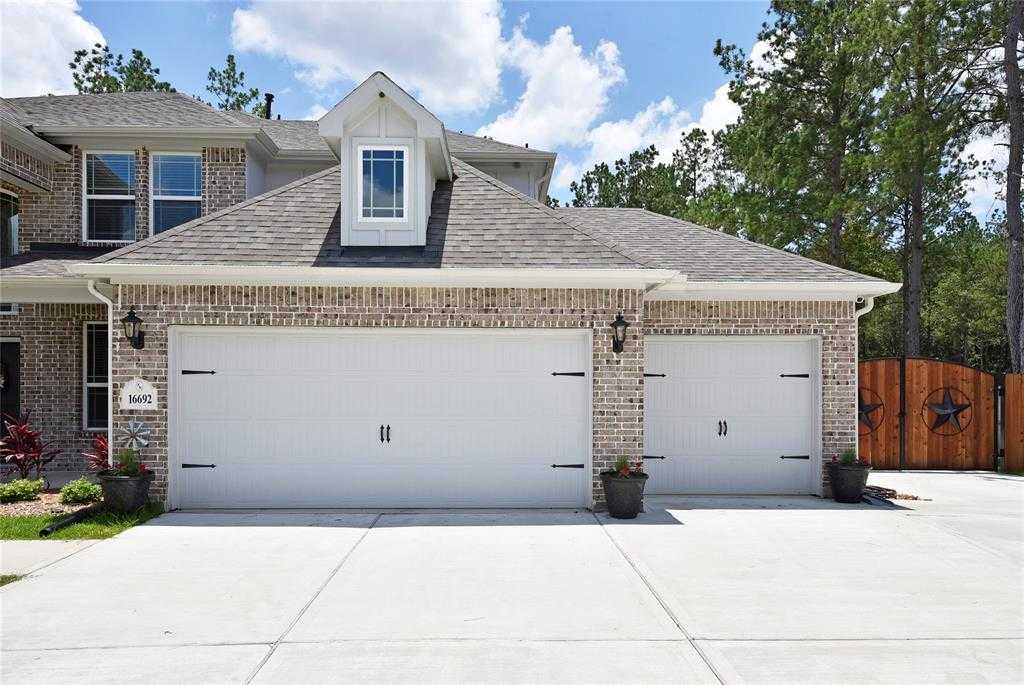 photo 3: 16692 Rockwall Street, Conroe TX 77303