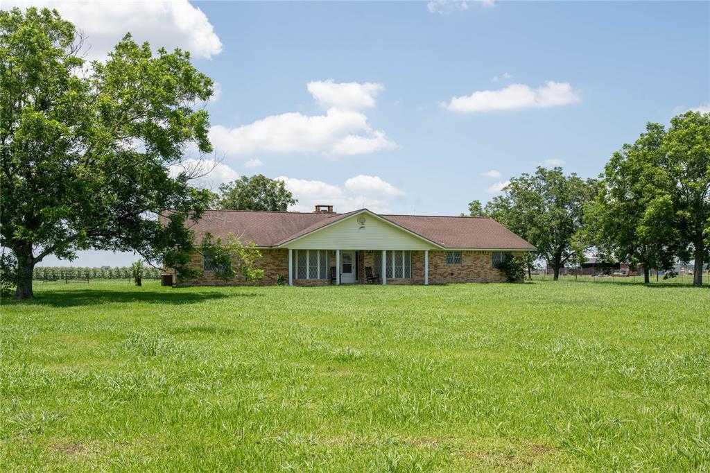 photo 1: 552 County Road 315, Louise TX 77455