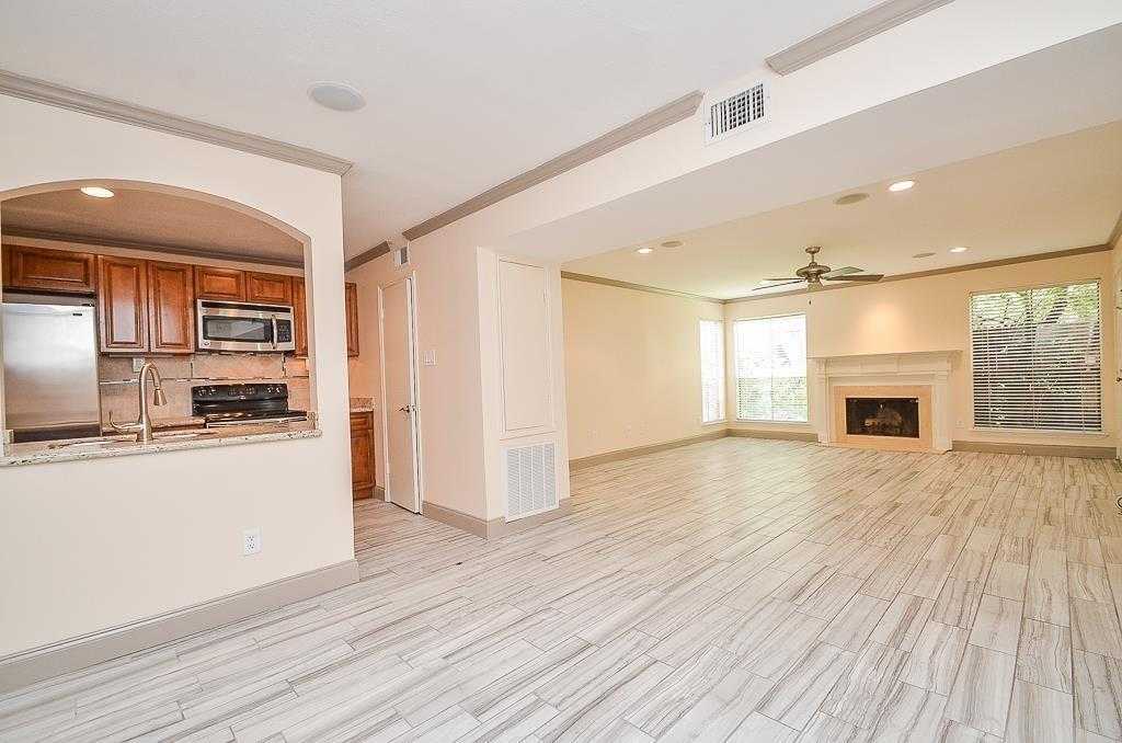 photo 3: 1201 Mcduffie Street Unit 167, Houston TX 77019