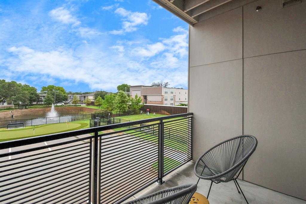 photo 3: 6804 Westview Drive Unit 3202, Houston TX 77055