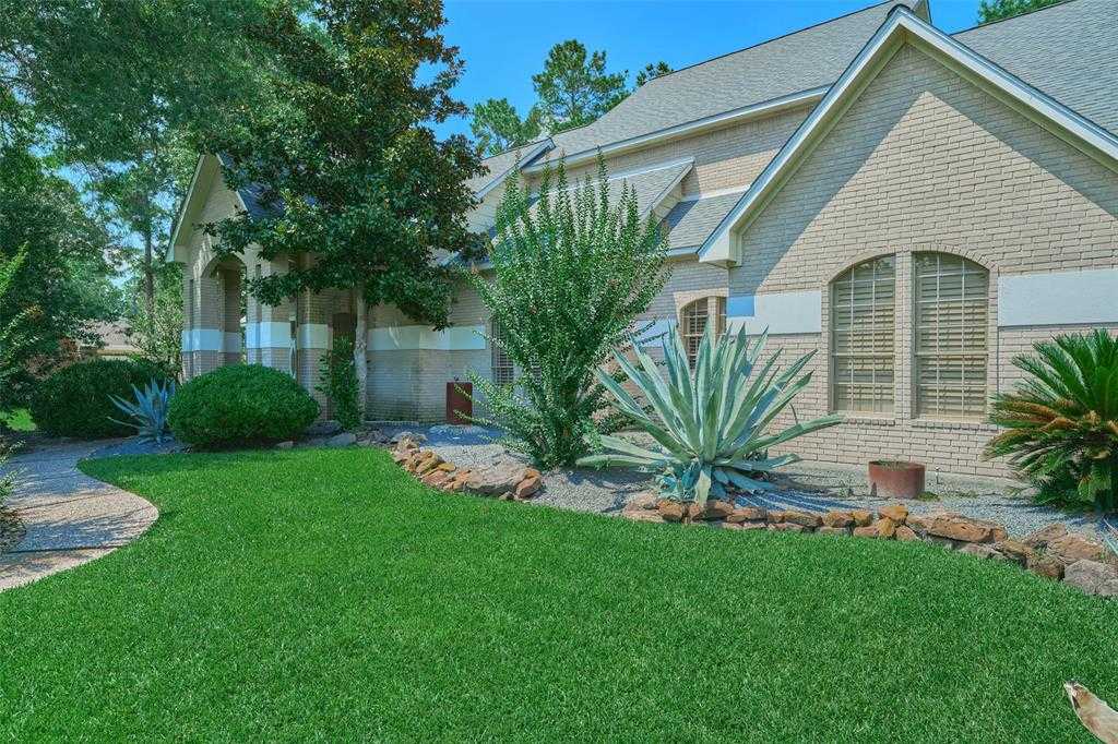 photo 3: 2110 Forest Falls Drive, Houston TX 77345