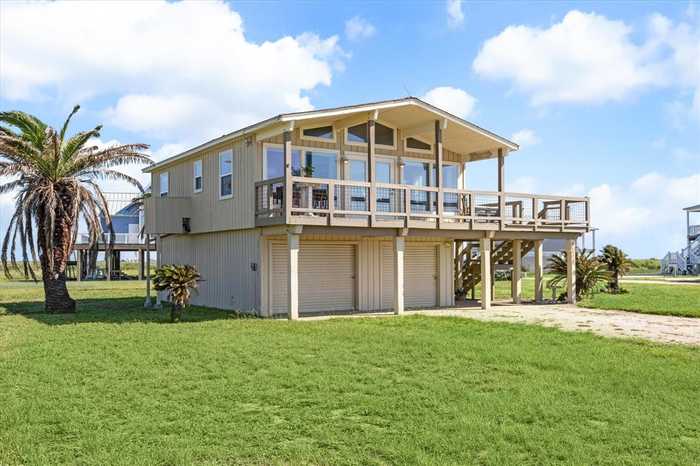 photo 1: 274 Driftwood Drive, Matagorda TX 77457