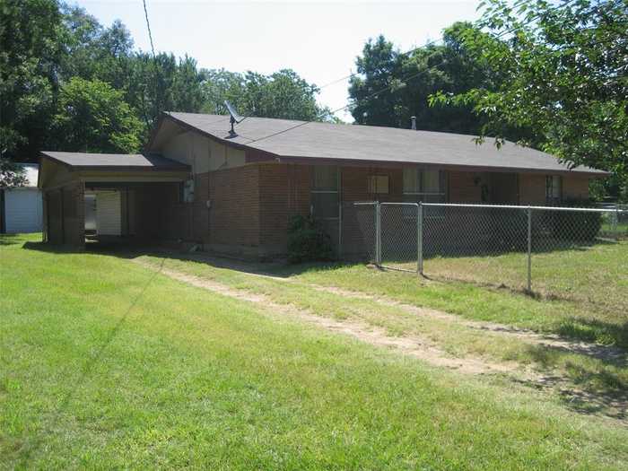 photo 2: 412 Selkirk Street, Grapeland TX 75844