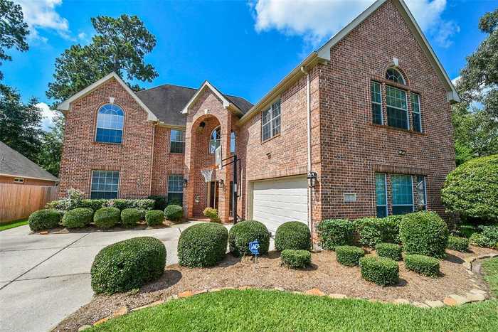 photo 2: 7 Stickley Court, The Woodlands TX 77382