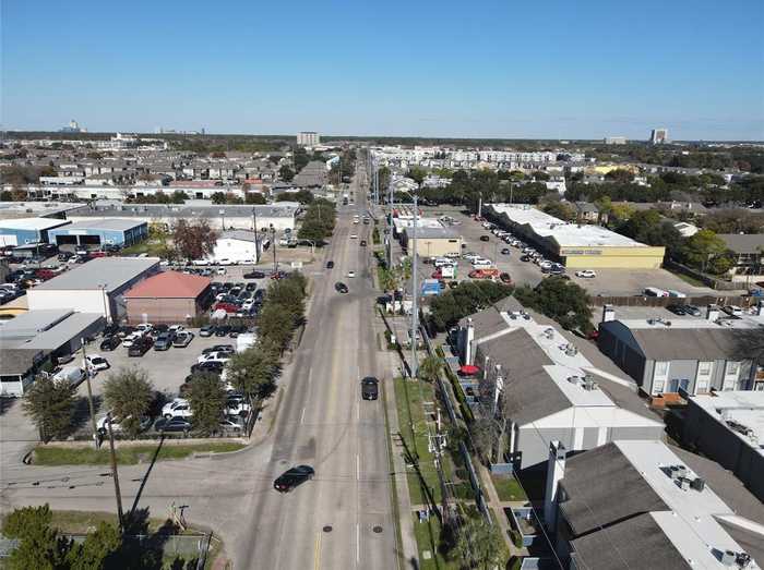 photo 7: Dunvale Road, Houston TX 77063