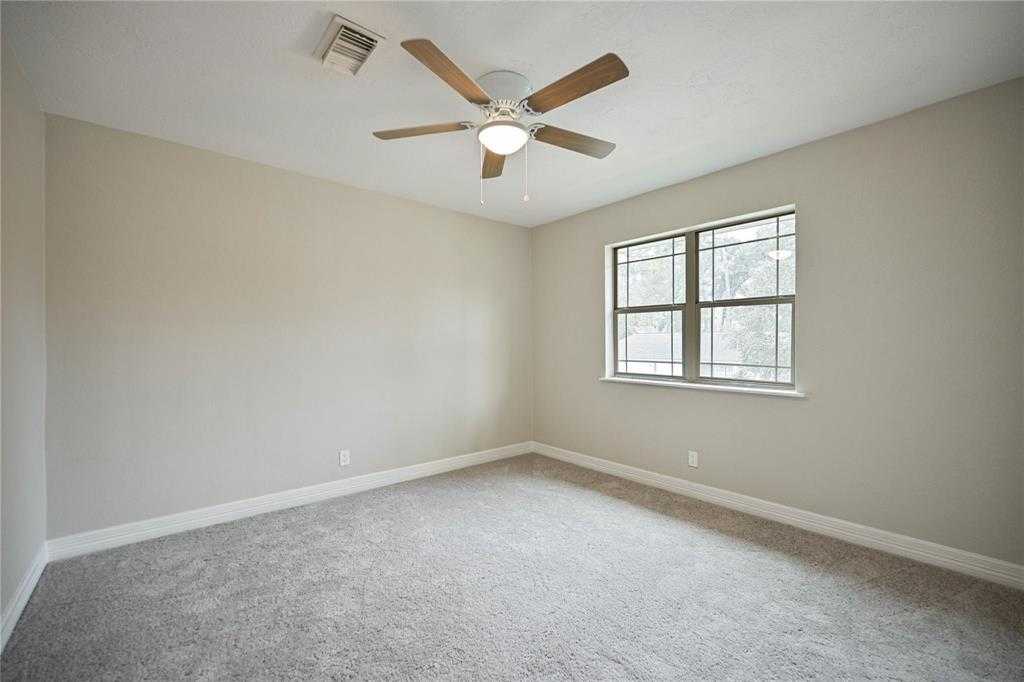 photo 1: 1011 Klamath Lane, Houston TX 77090