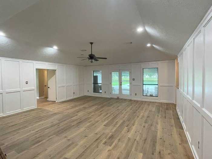 photo 2: 5411 Rancho Drive, Pleak TX 77461