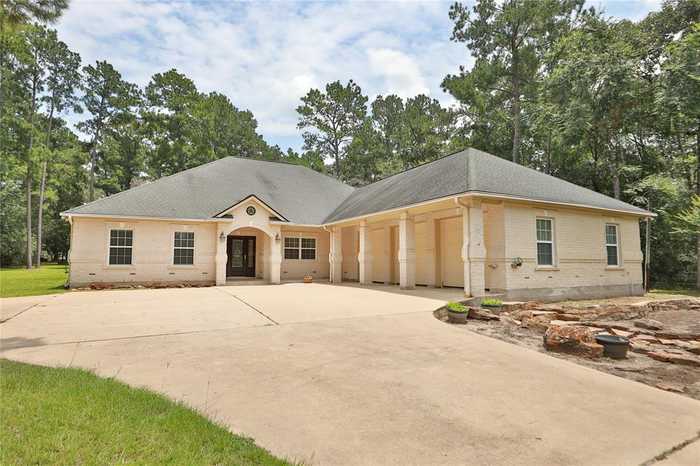 photo 1: 28514 Diamond Creek Drive, Magnolia TX 77355