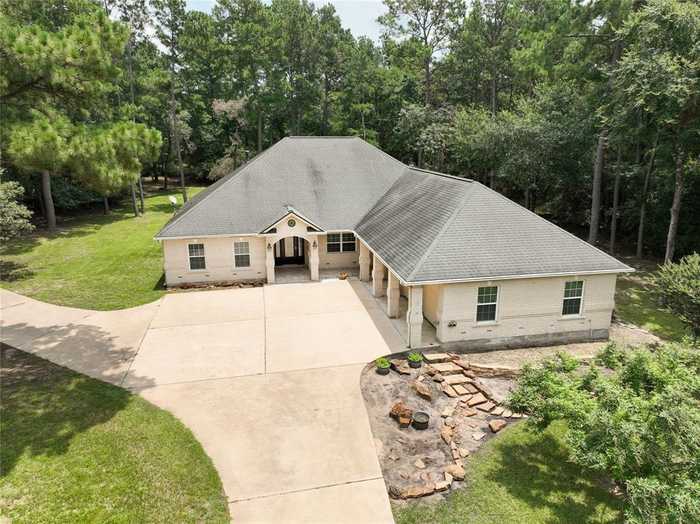 photo 2: 28514 Diamond Creek Drive, Magnolia TX 77355