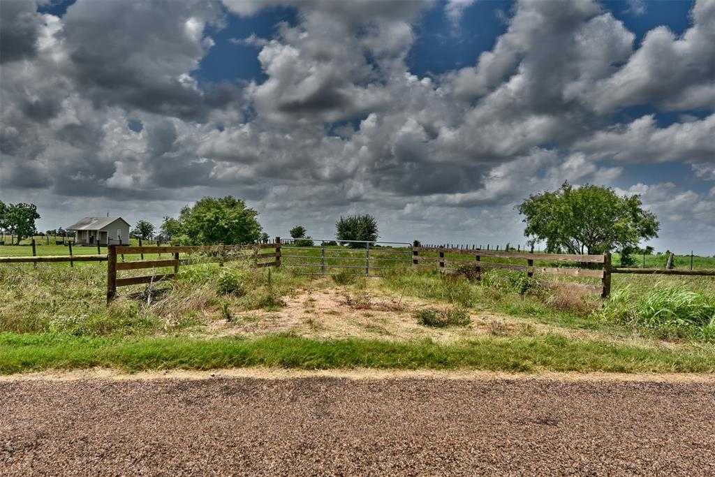 photo 3: 1 San Felipe Road, New Ulm TX 78950