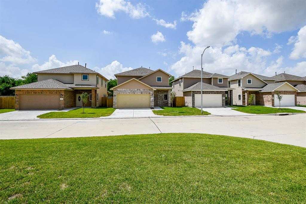 photo 2: 2803 Topiary Lane, Houston TX 77014