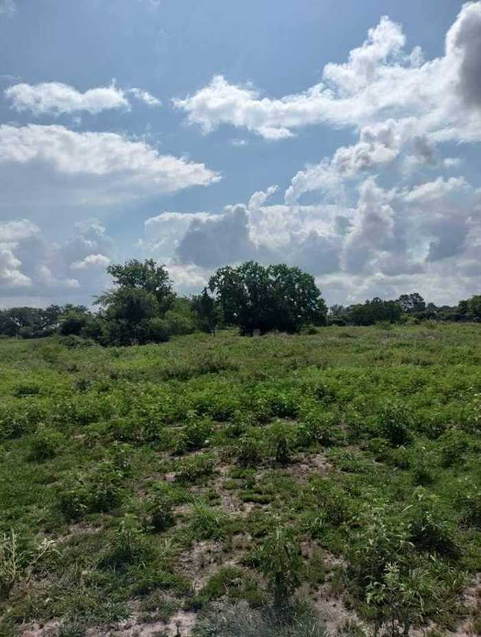 photo 1: 120 Hatton Road, Wharton TX 77488