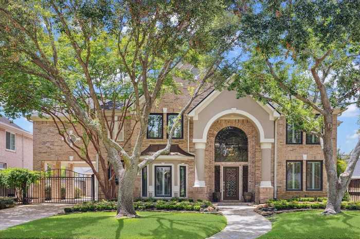 photo 1: 5523 Sterling Brook, Houston TX 77041