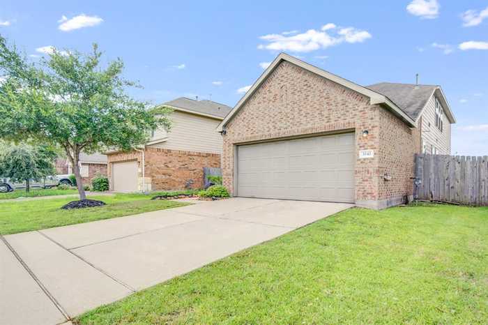 photo 2: 3342 Bainbridge Hill Lane, Houston TX 77047