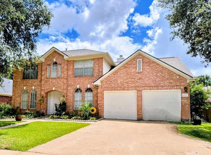 photo 1: 8319 Tamayo Drive, Houston TX 77083