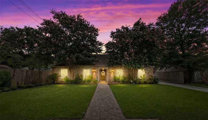 photo 28: 10807 Ella Lee Lane, Houston TX 77042