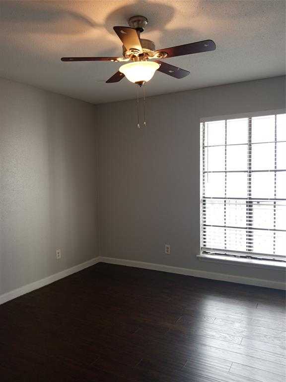 photo 3: 12500 Sandpiper Drive Unit 17, Houston TX 77035